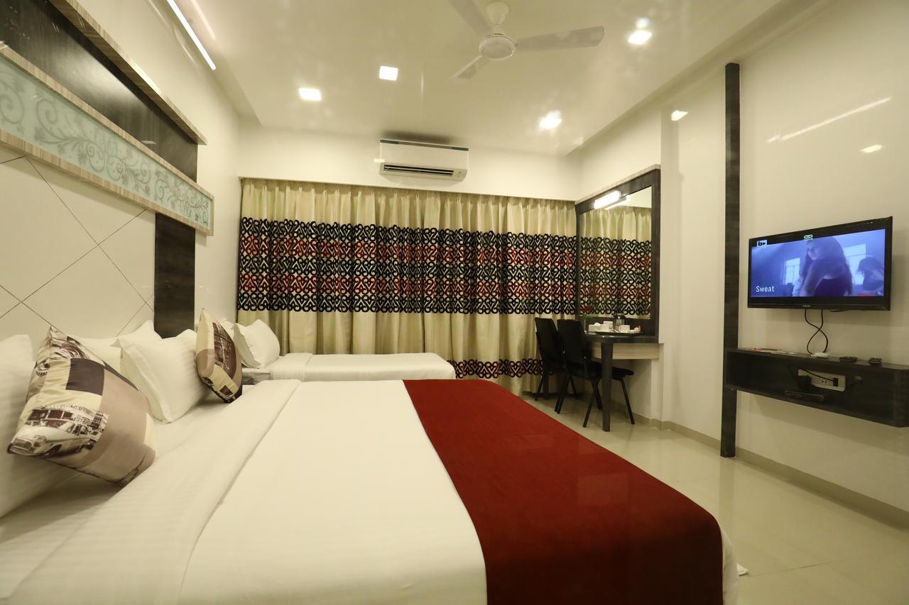 Imperial Grande Resort Lonavala Dış mekan fotoğraf